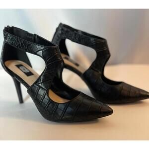 Jones New York Black Croc-Embossed Cutout Pointed Toe Zipper Back Heels Size 8.5